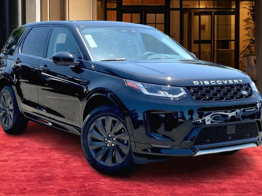 2025 Land Rover Discovery Sport S photo 1