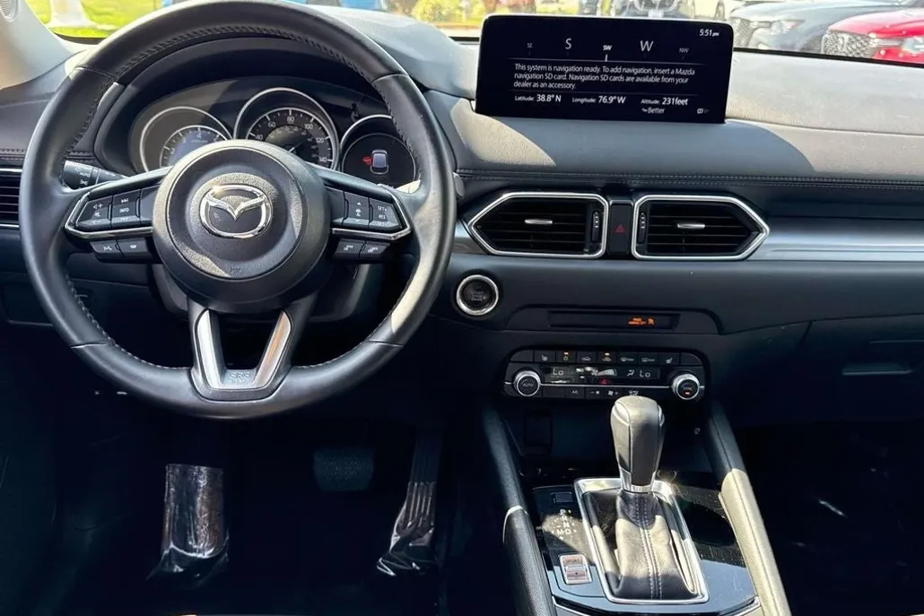 2021 Mazda CX-5 Touring photo 1