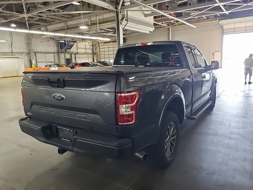 2018 Ford F-150 XLT photo 1