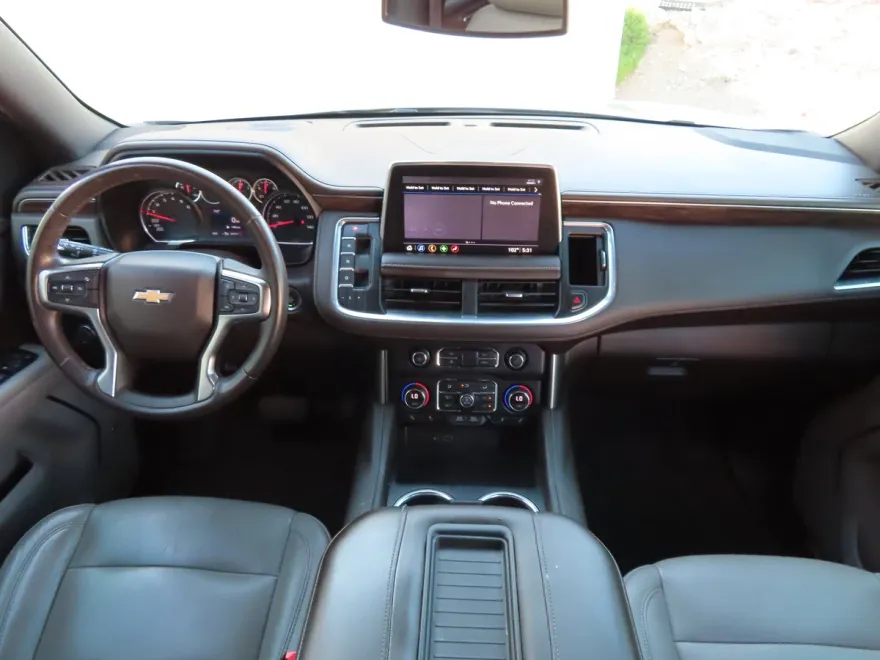 2021 Chevrolet Tahoe LT photo 1