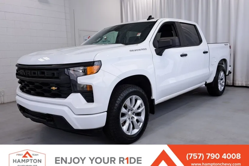 2022 Chevrolet Silverado 1500 Custom photo 1