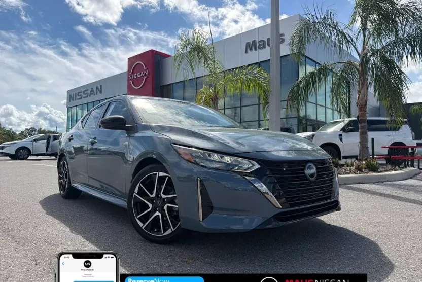 2024 Nissan Sentra SR photo 1