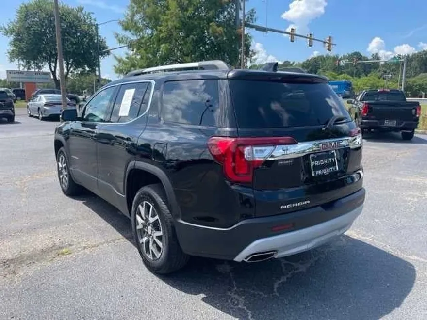 2023 Gmc Acadia SLE photo 1
