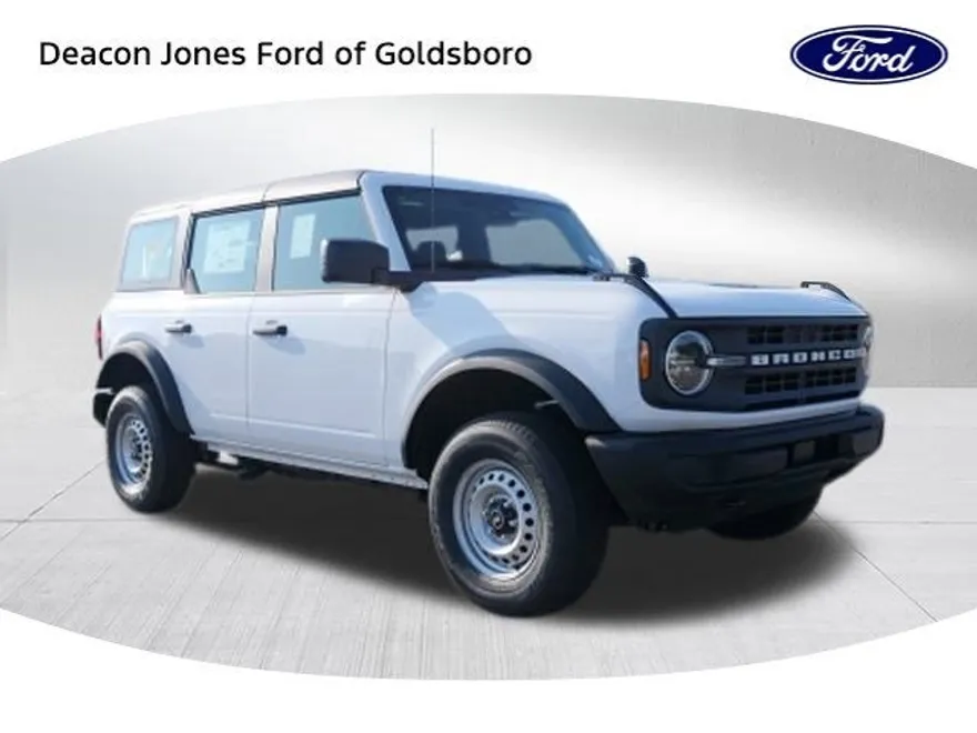2025 Ford Bronco Base photo 1