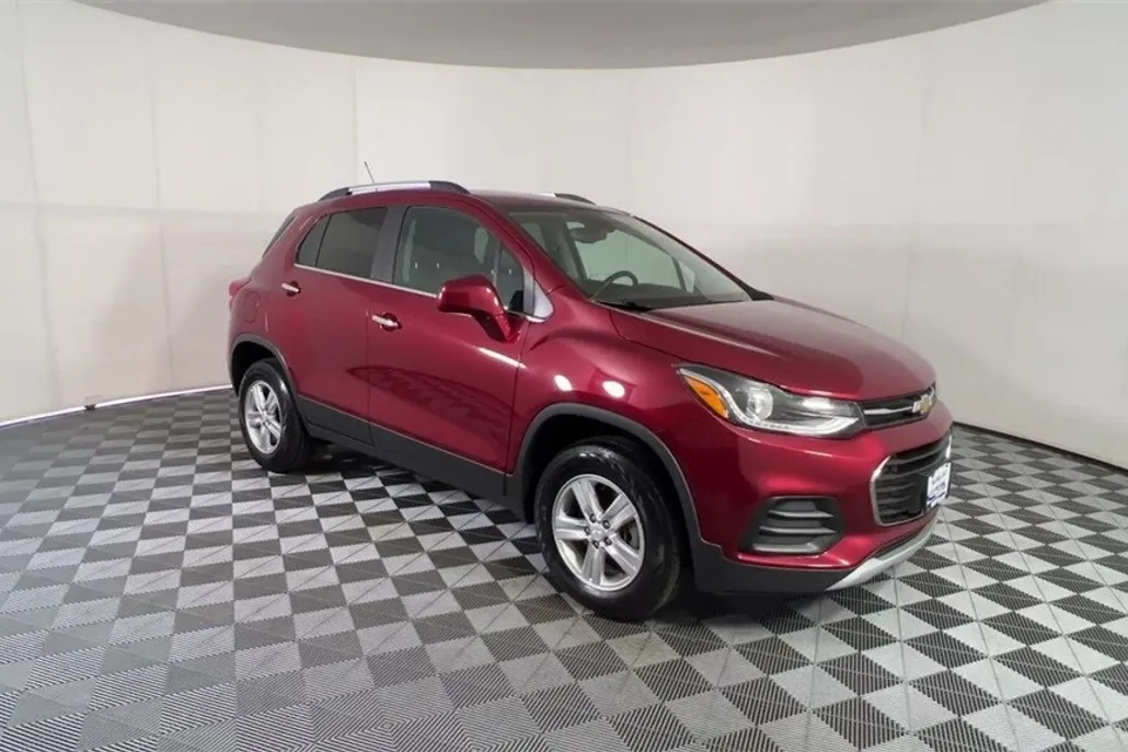 2019 Chevrolet Trax LT photo 1