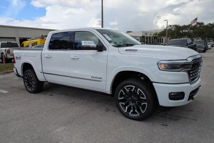 2026 Ram 1500 Limited photo 1