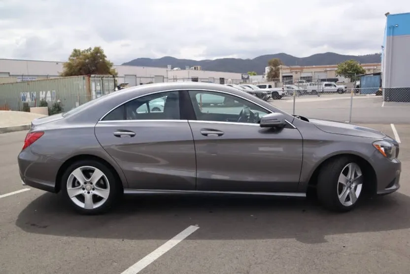 2016 Mercedes Benz CLA 250 photo 1