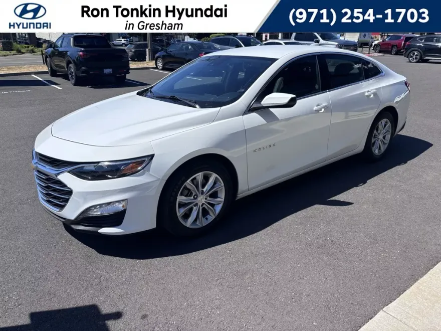 2023 Chevrolet Malibu 1LT photo 1