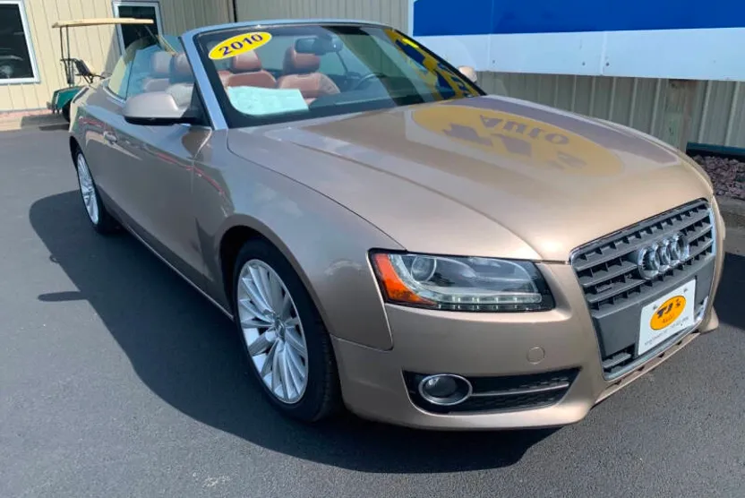 2010 Audi A5 2.0T Quattro Premium Plus photo 1