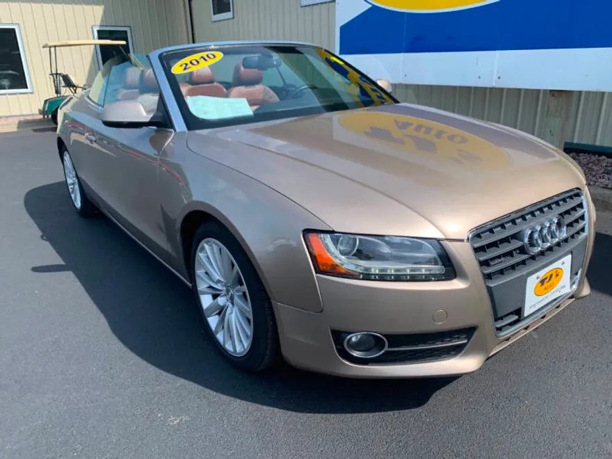 2010 Audi A5 2.0T Quattro Premium Plus photo 1