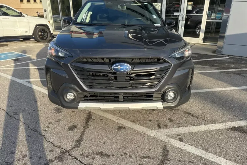 2023 Subaru Outback Limited XT photo 1