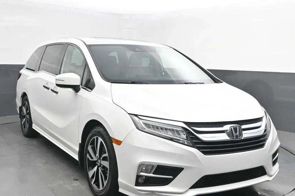 2020 Honda Odyssey Elite photo 1