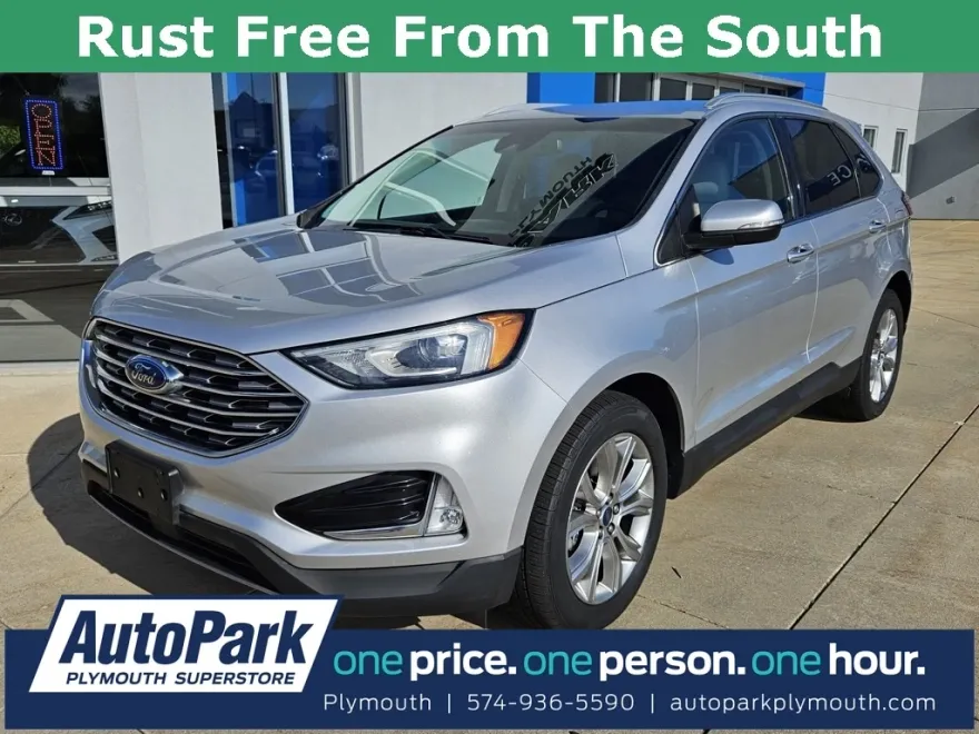 2019 Ford Edge Titanium photo 1