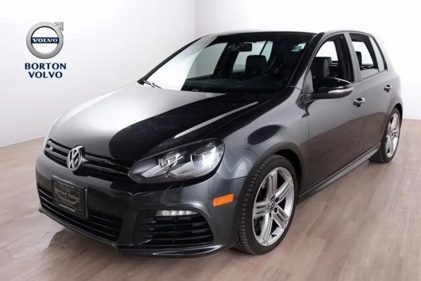 2013 Volkswagen Golf R photo 1
