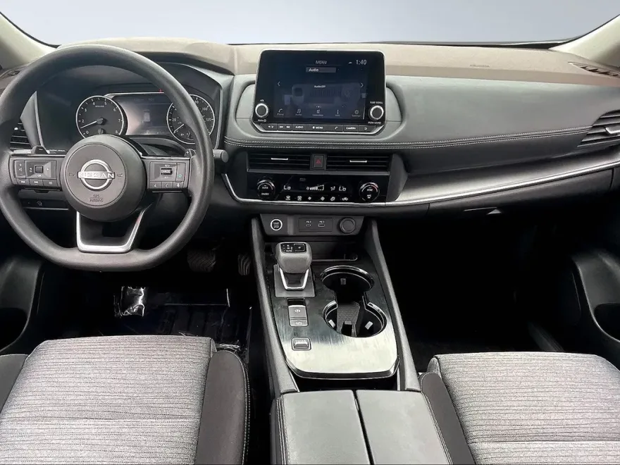 2023 Nissan Rogue SV photo 15