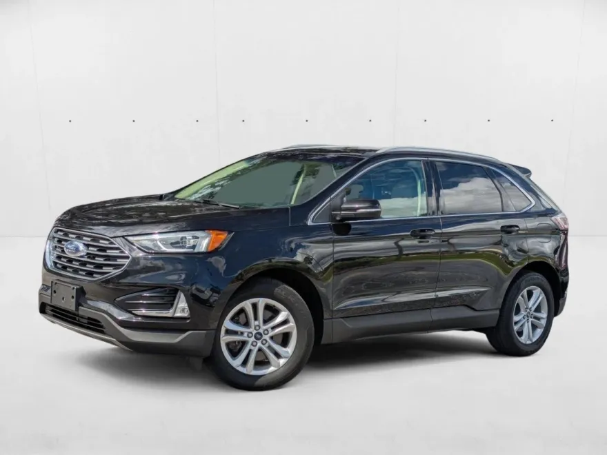 2019 Ford Edge SEL photo 1