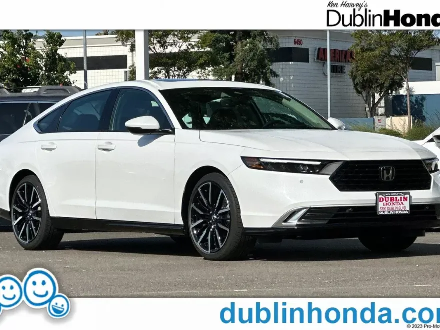 2025 Honda Accord Hybrid Touring photo 1