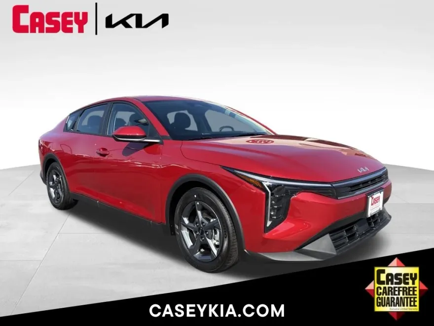 2025 Kia K4 LXS photo 1