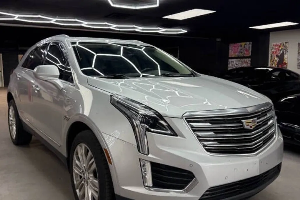 2019 Cadillac XT5 Premium Luxury photo 1