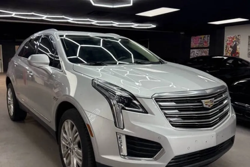 2019 Cadillac XT5 Premium Luxury photo 1