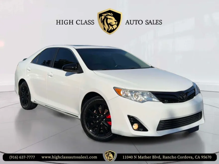 2013 Toyota Camry L photo 1