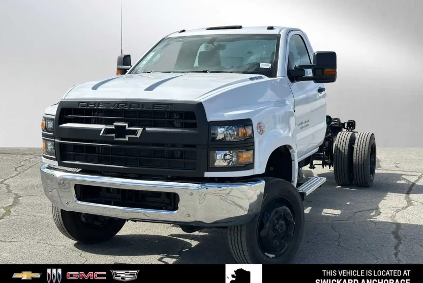 2024 Chevrolet Silverado 5500HD Work Truck photo 1