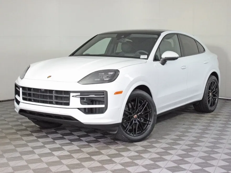 2025 Porsche Cayenne Coupe photo 1