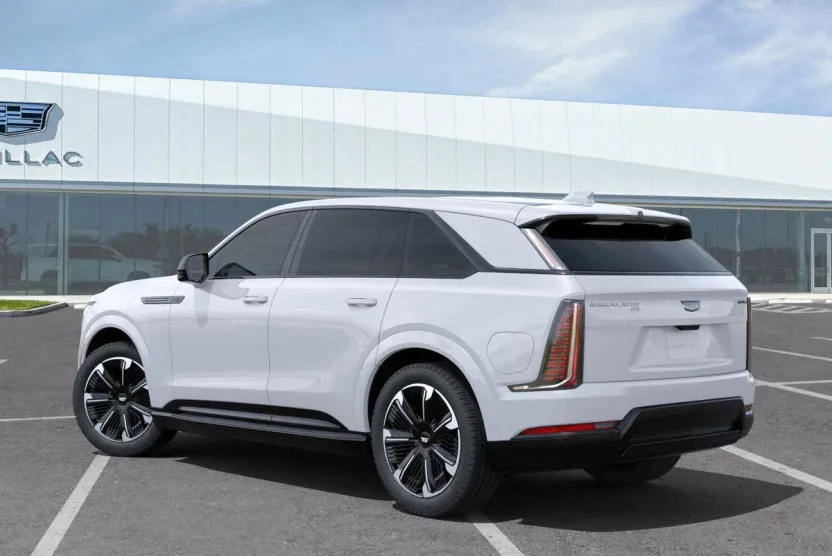 2025 Cadillac Escalade IQ Sport photo 1