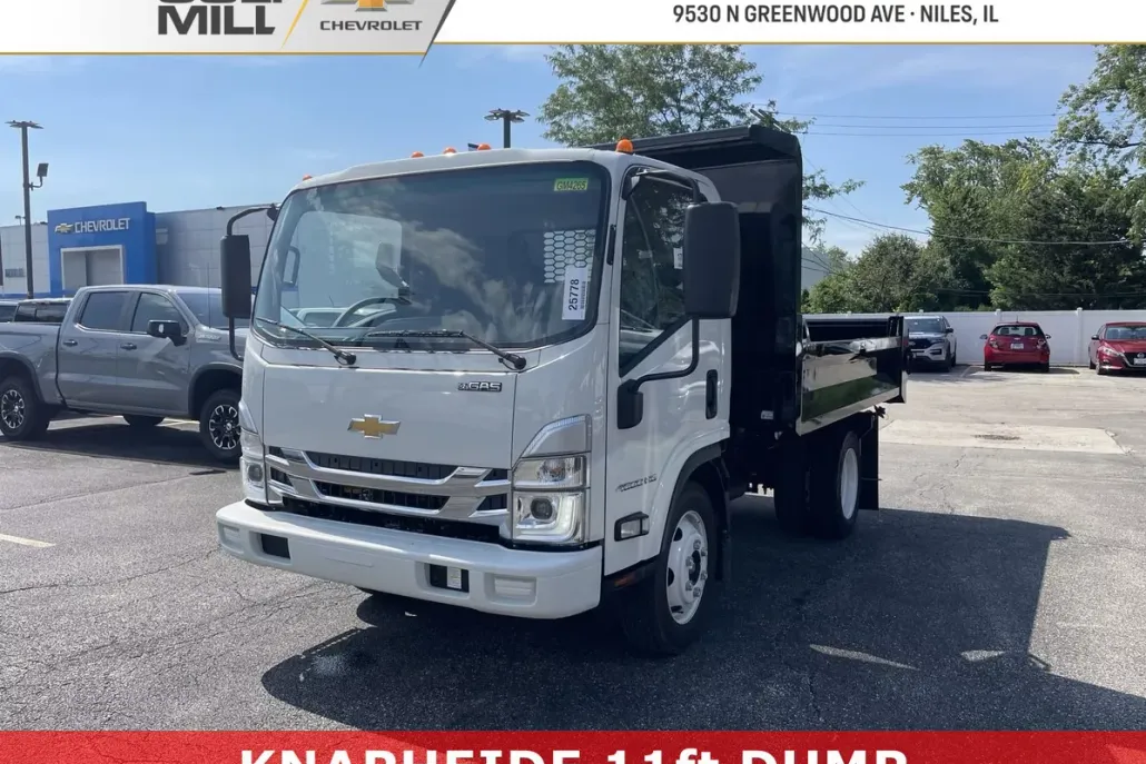 2024 Chevrolet Silverado 4500HD photo 1