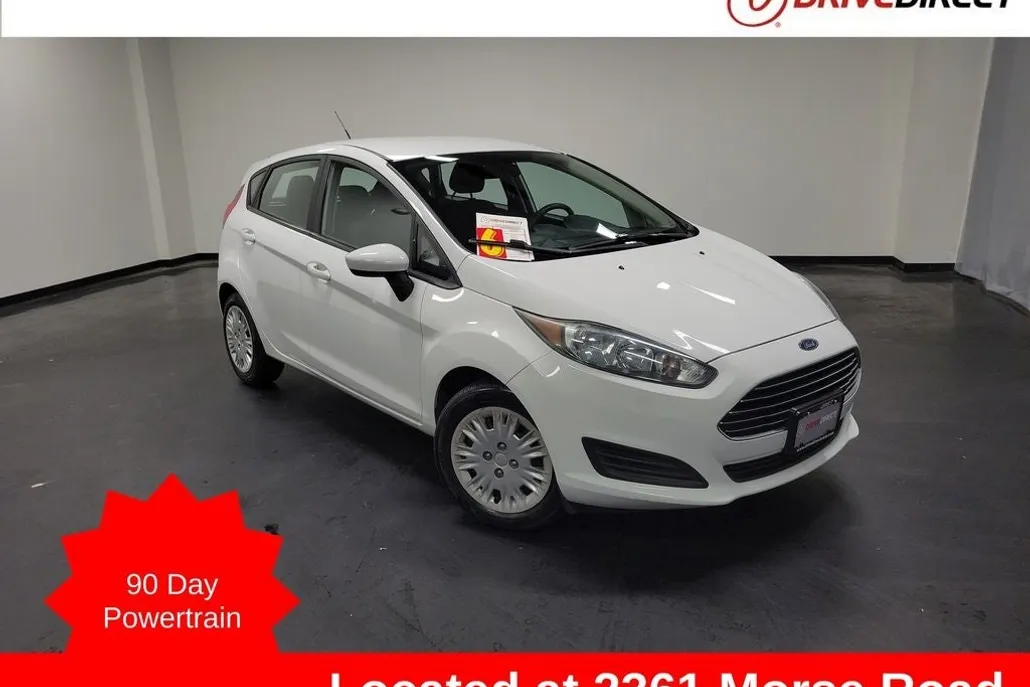 2016 Ford Fiesta S photo 1