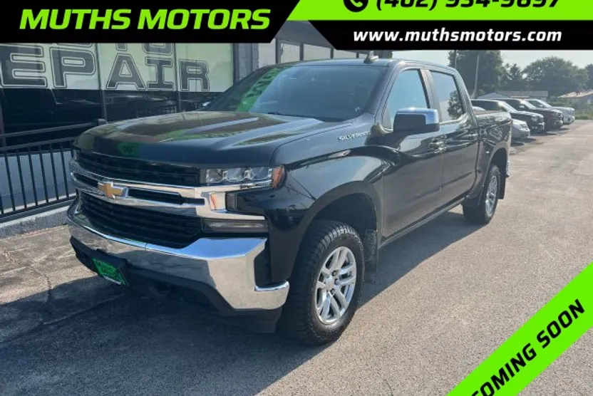 2022 Chevrolet Silverado 1500 LT photo 1