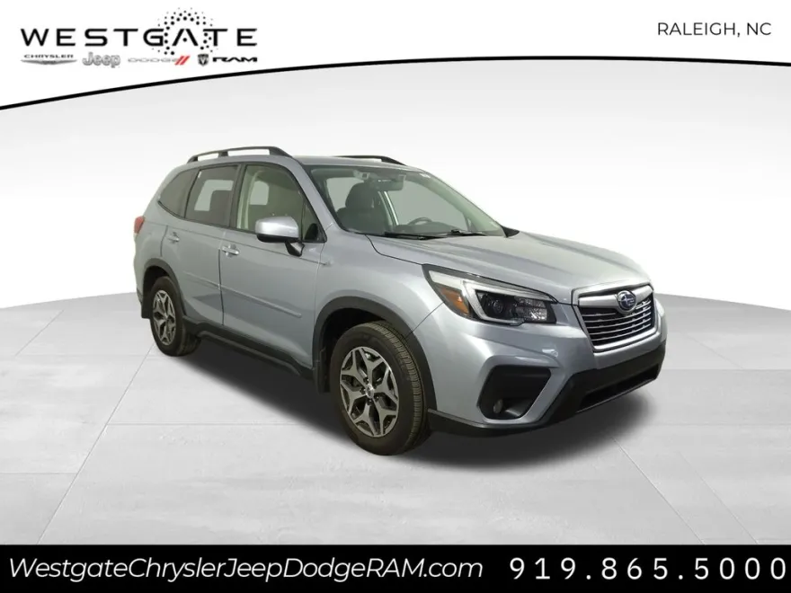 2021 Subaru Forester Premium photo 1