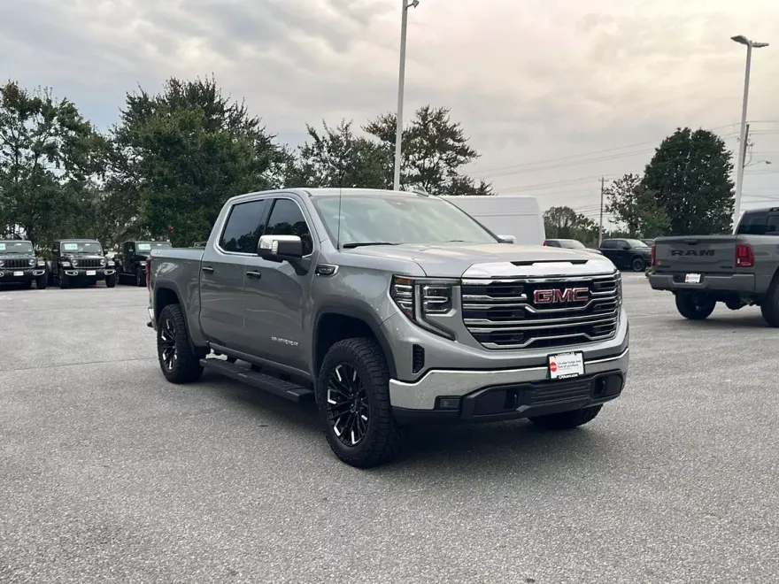 2025 Gmc Sierra 1500 SLT photo 1