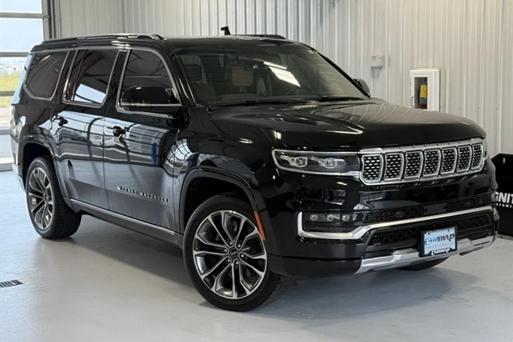 2022 Jeep Grand Wagoneer III photo 1
