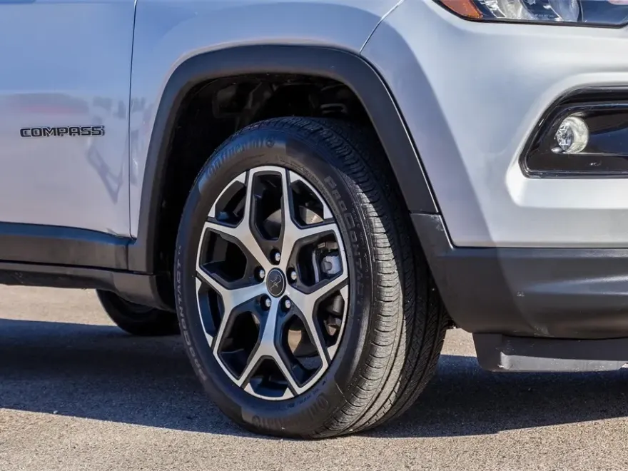 2025 Jeep Compass Limited photo 1