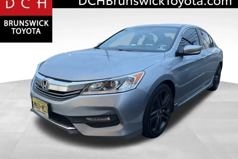 2017 Honda Accord Sport photo 1
