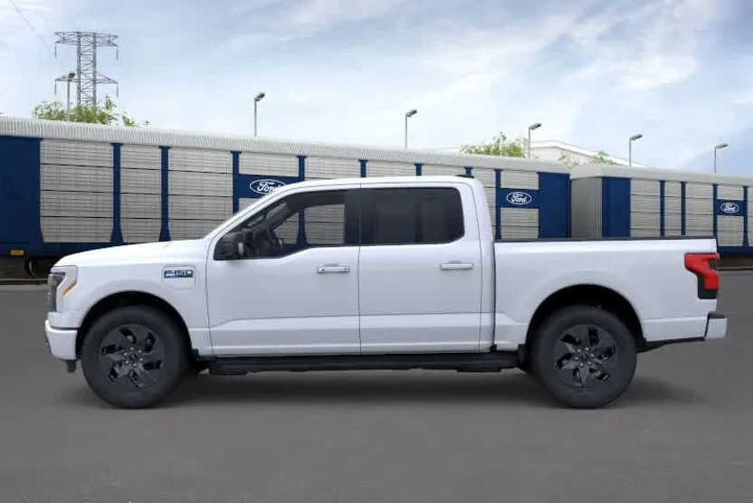 2025 Ford F-150 Lightning photo 1