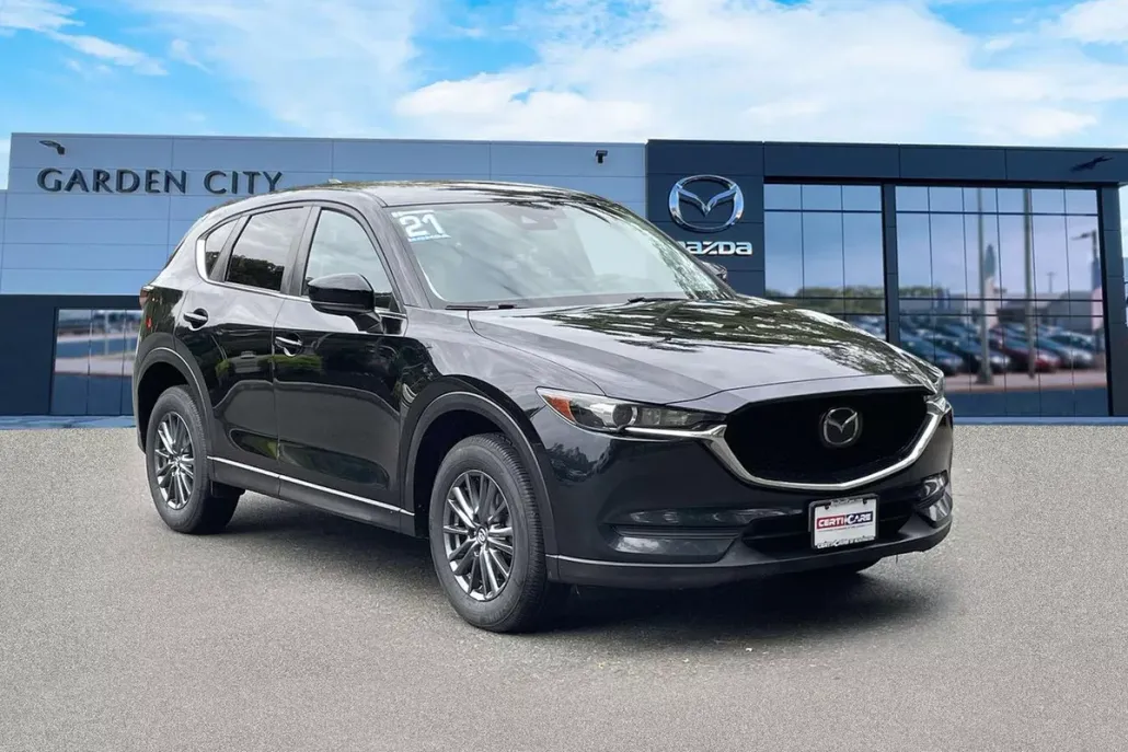 2021 Mazda CX-5 Touring photo 1