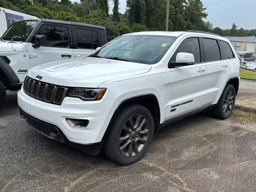 2016 Jeep Grand Cherokee Limited photo 1