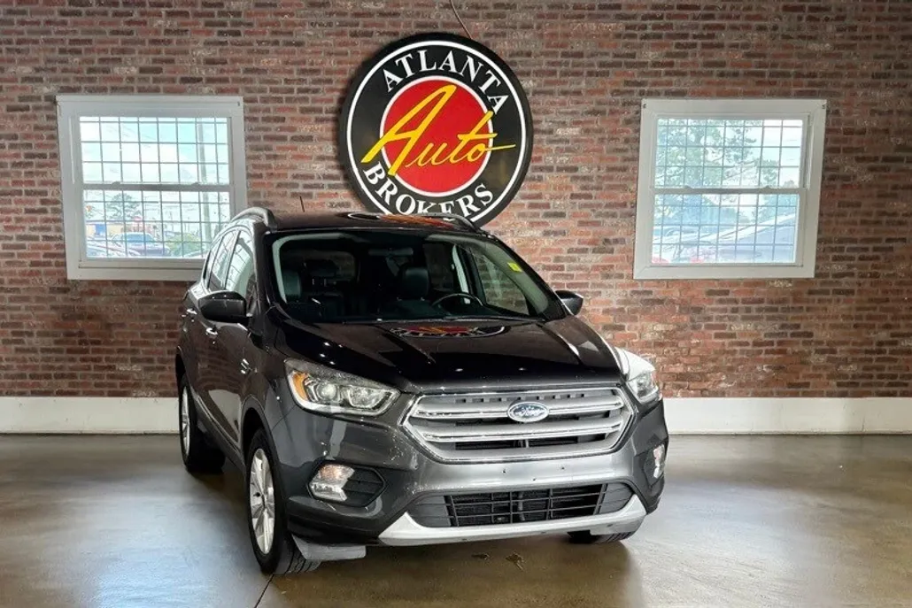 2018 Ford Escape SEL photo 1