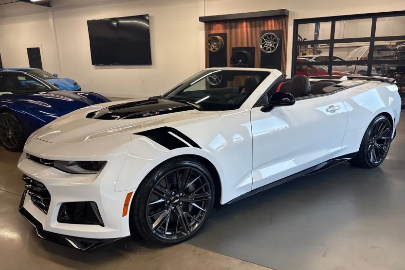 2018 Chevrolet Camaro ZL1 photo 1