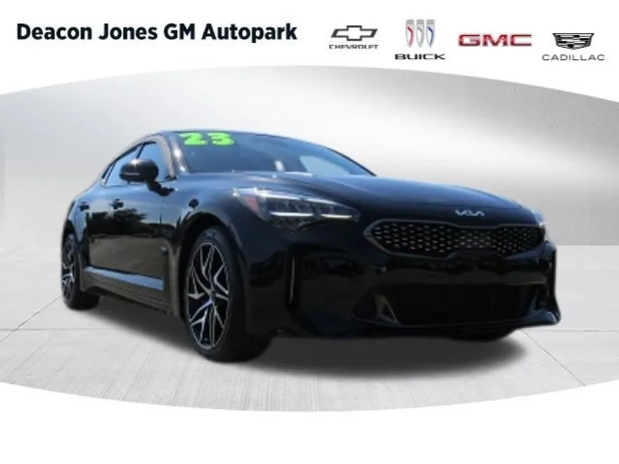 2023 Kia Stinger GT-Line photo 1
