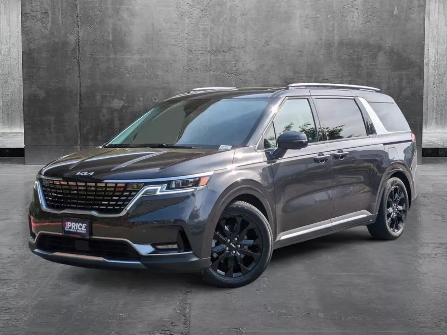 2022 Kia Carnival SX Prestige photo 1