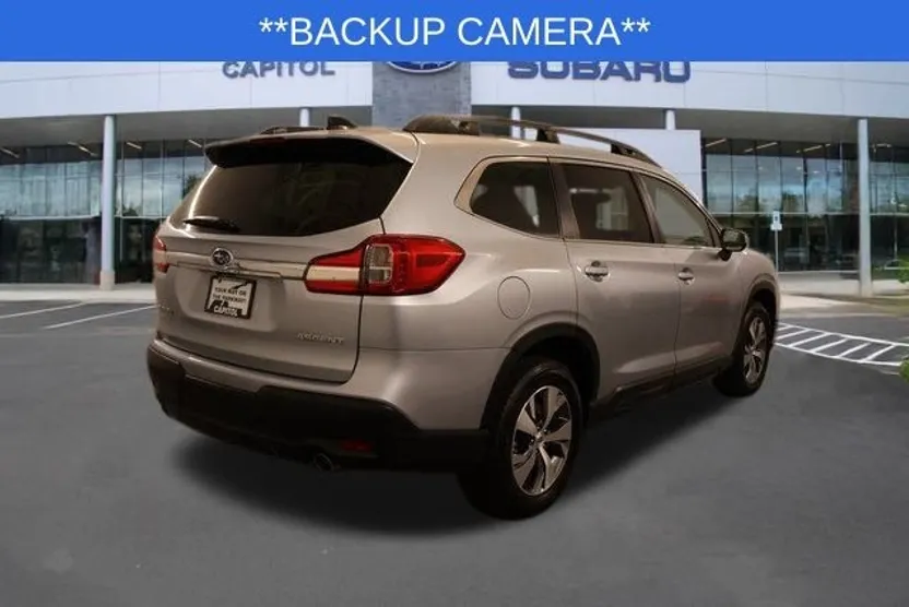 2022 Subaru Ascent Premium photo 1
