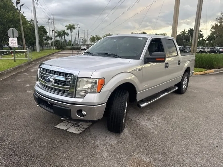 2014 Ford F-150 XLT photo 1