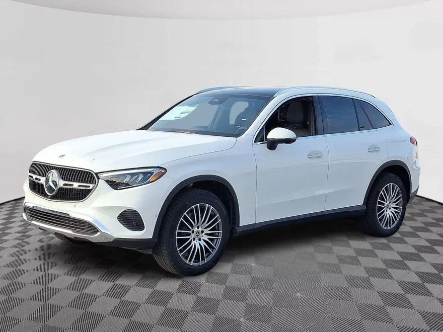 2026 Mercedes Benz GLC 300 4MATIC photo 1
