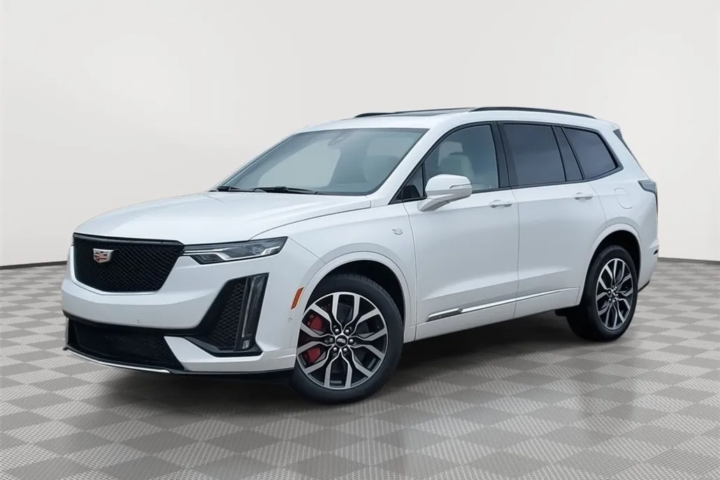 2025 Cadillac XT6 Sport photo 1