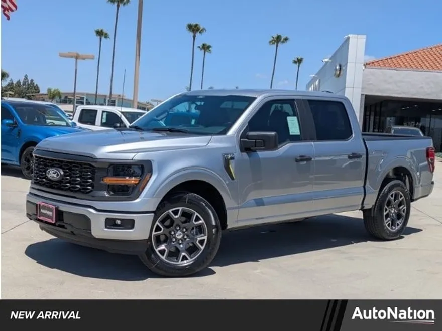 2025 Ford F-150 STX photo 1