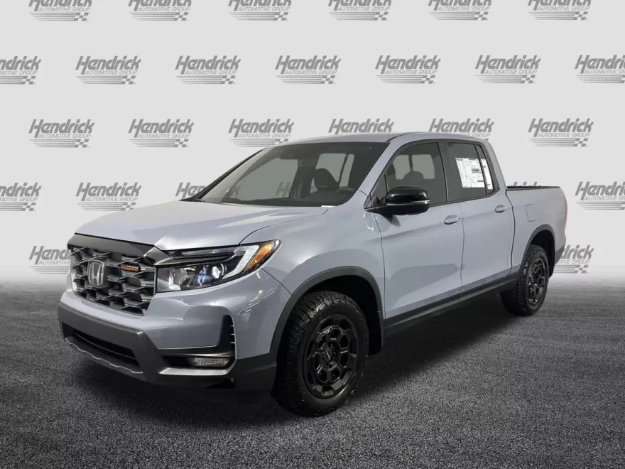 2025 Honda Ridgeline TrailSport photo 1