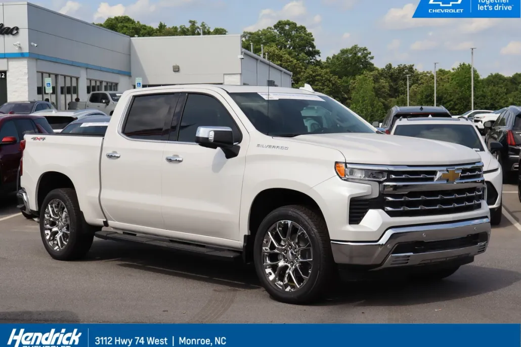 2025 Chevrolet Silverado 1500 LTZ photo 1